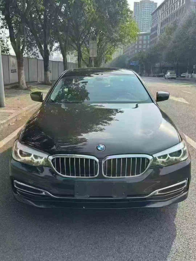 重庆20年宝马5系1