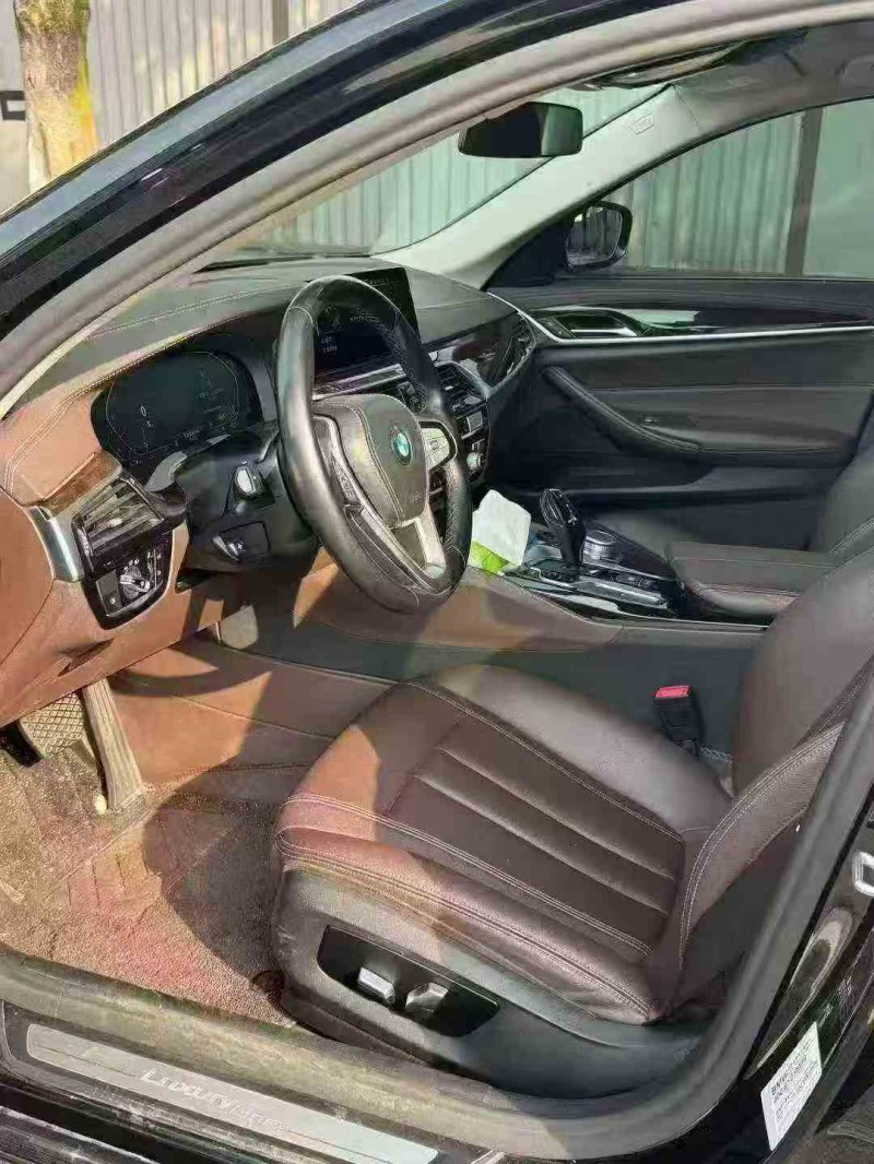 重庆20年宝马5系6