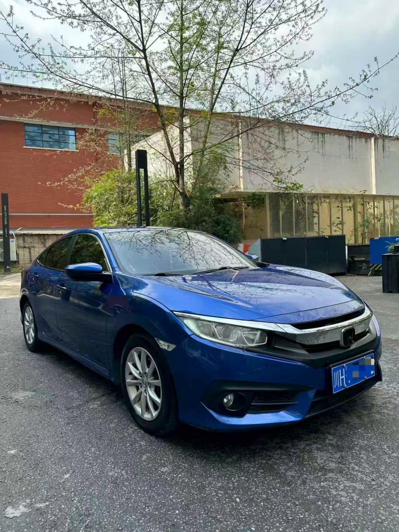 成都18年本田思域3