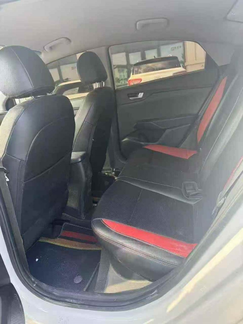 邢台19年现代悦动5