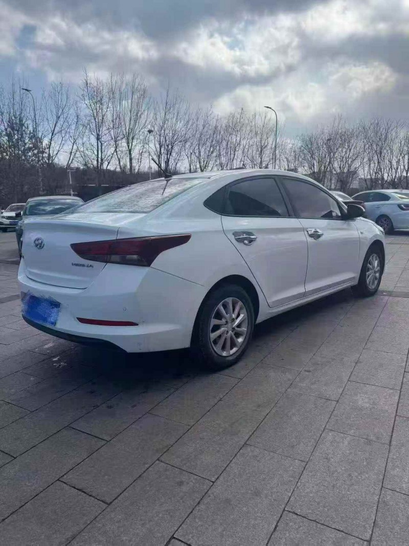 邢台19年现代悦动7