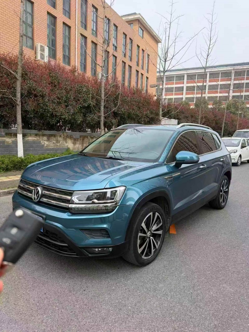 铜陵20年大众途岳2