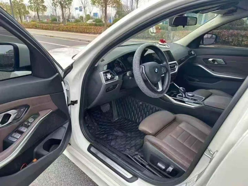 马鞍山21年宝马3系5