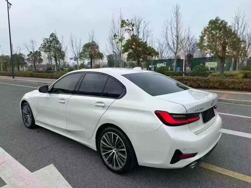 马鞍山21年宝马3系9