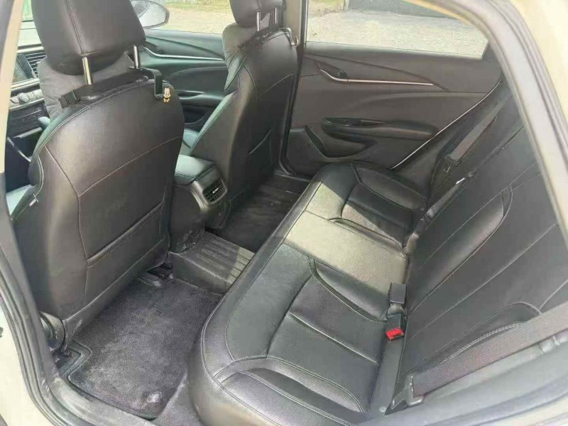 贵港19年别克英朗5