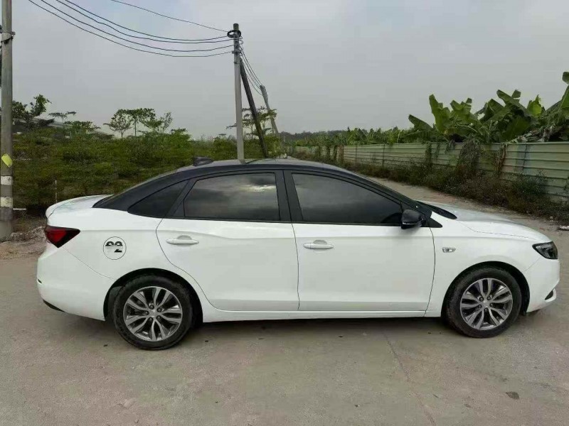 贵港19年别克英朗7