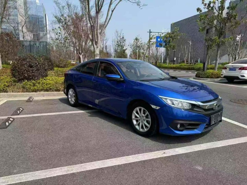 常州17年本田思域2