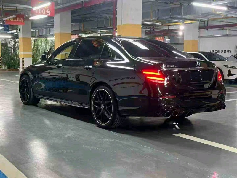 湖州17年奔驰E8