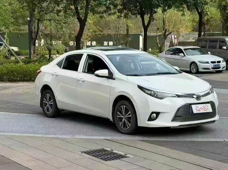 佛山16年丰田雷凌3