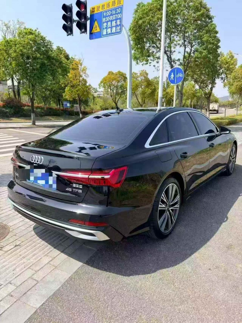 嘉兴25年奥迪A6L8
