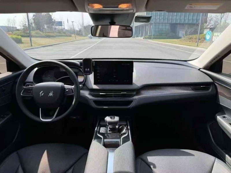 苏州23年红旗E-QM55