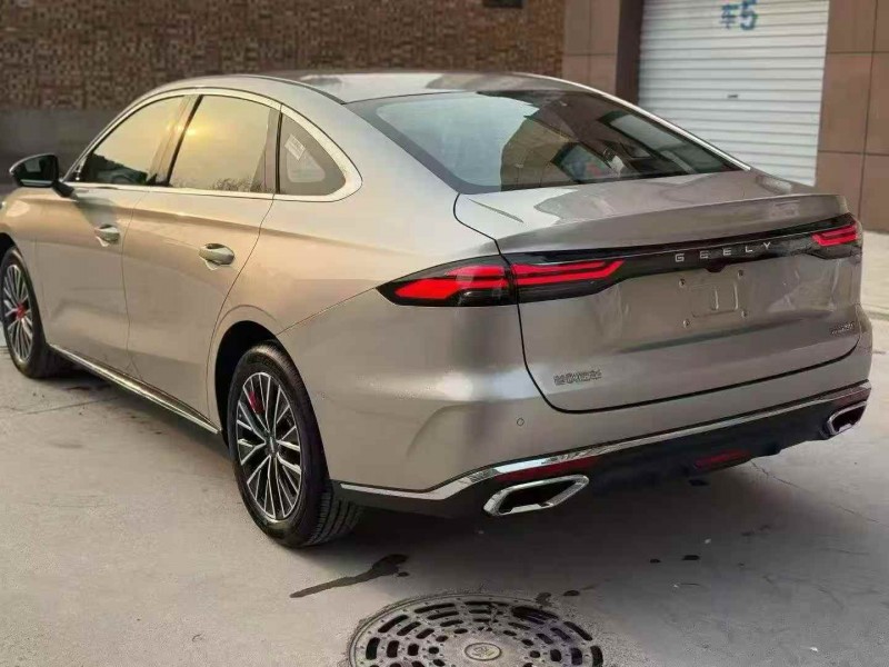 枣庄26年吉利帝豪6