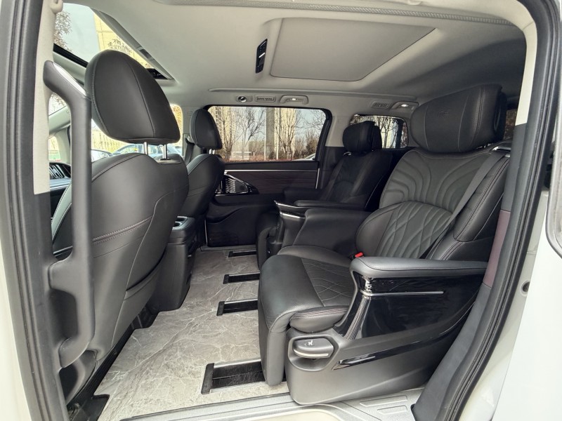 济宁25年传祺M8/GM86