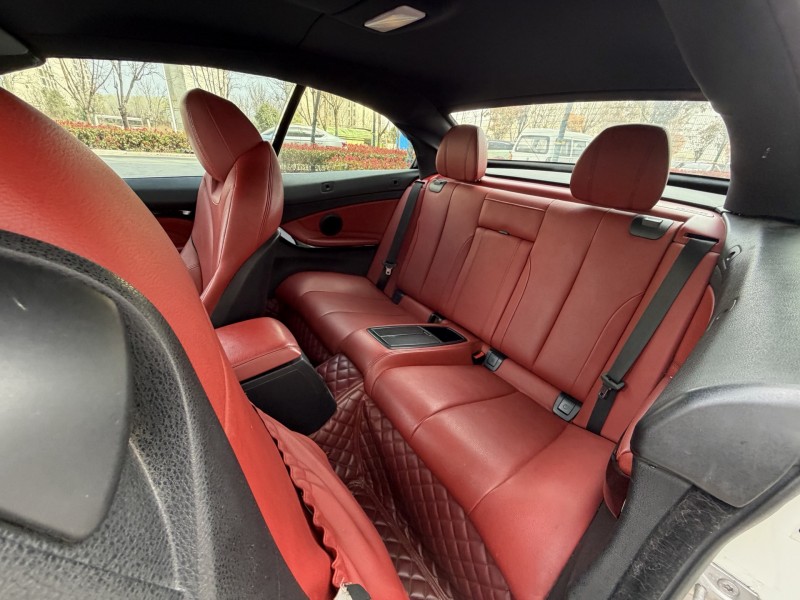 济宁16年宝马4系6