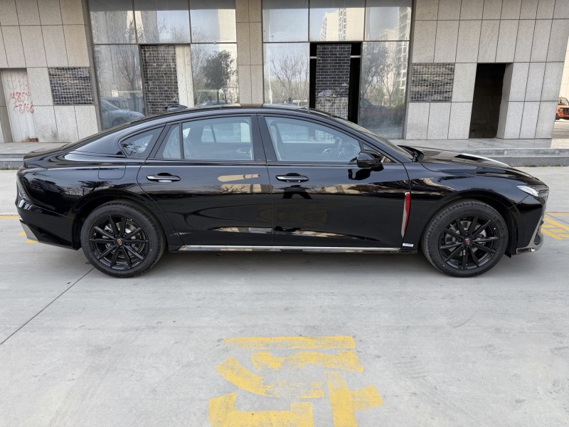 济宁26年红旗H65