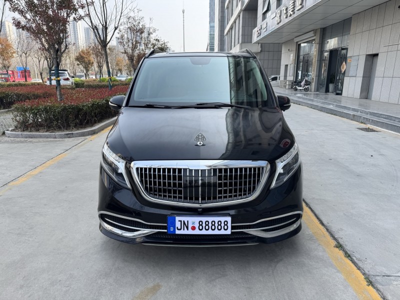 济宁20年奔驰威霆1