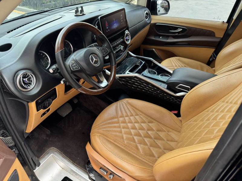 济宁20年奔驰威霆3