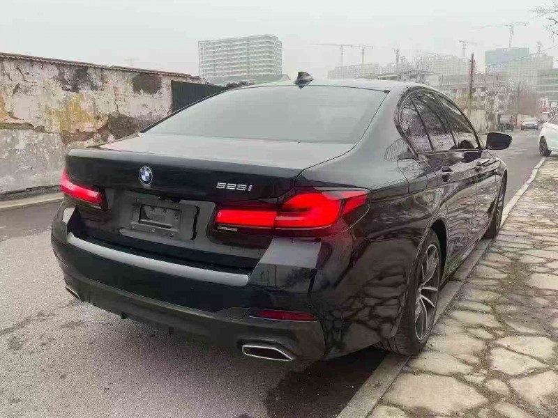 聊城21年宝马5系8