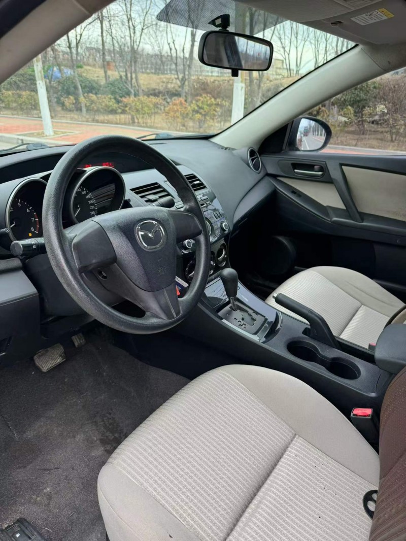 青岛16年马自达3星骋6