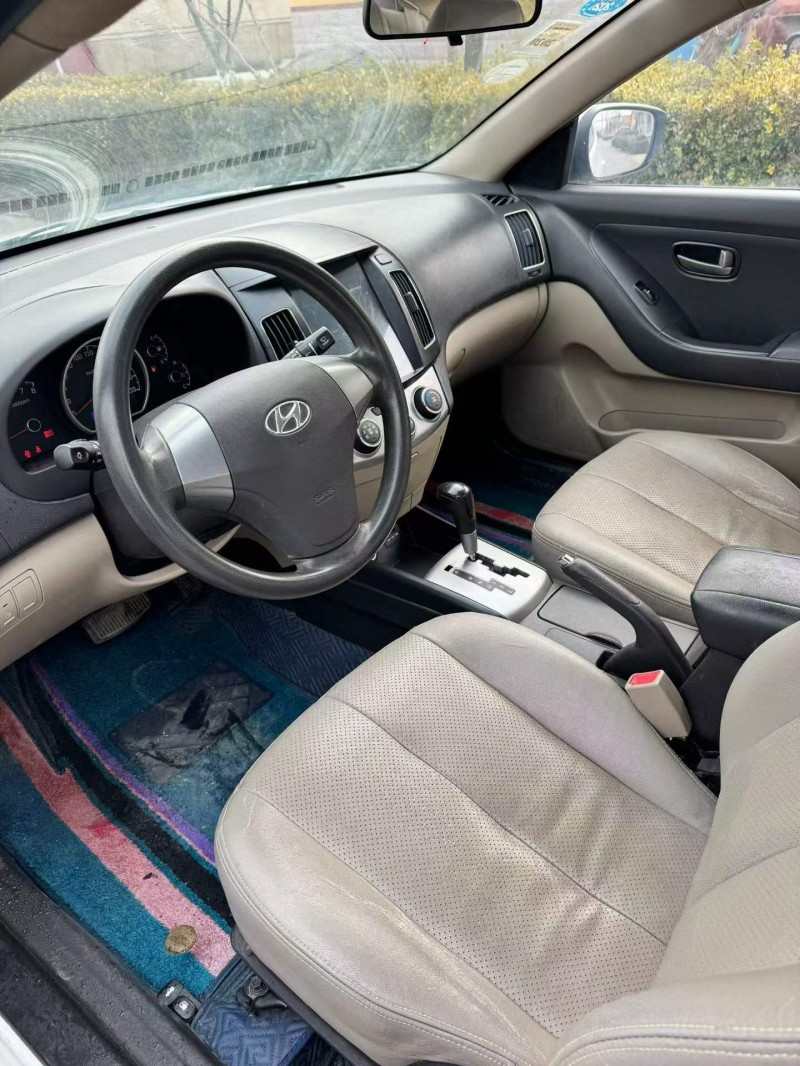 青岛14年现代悦动4