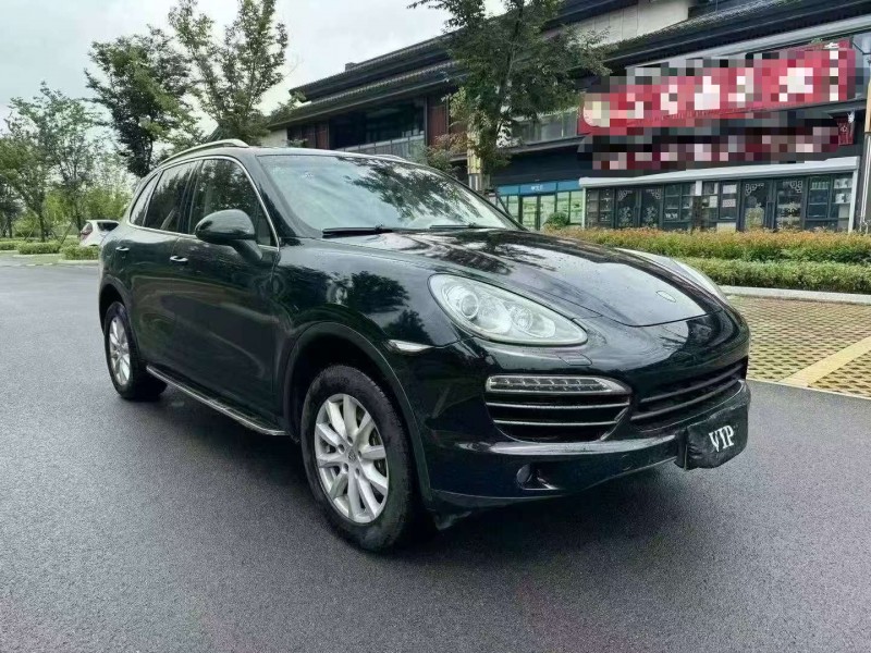 济宁14年保时捷卡宴3