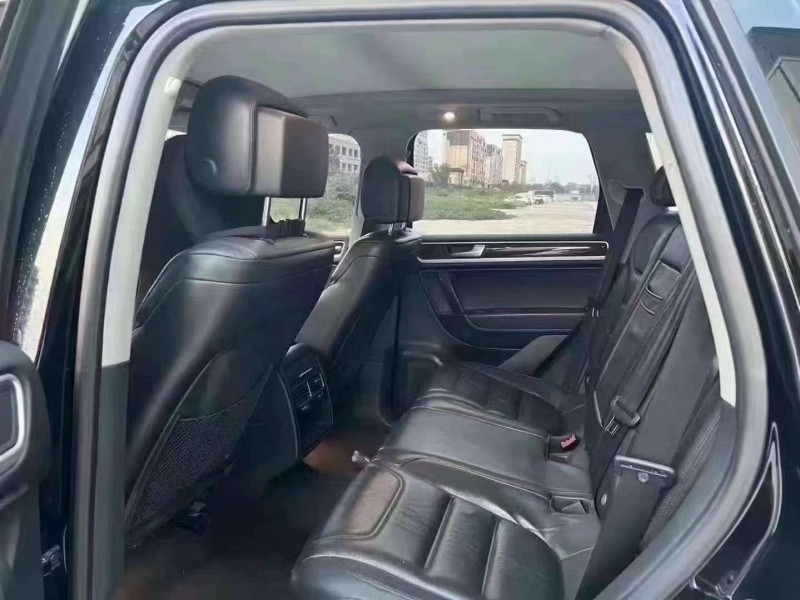 济宁15年大众途锐6