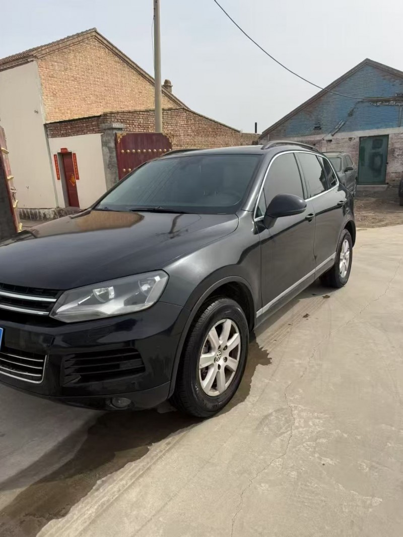 呼和浩特13年大众途锐2