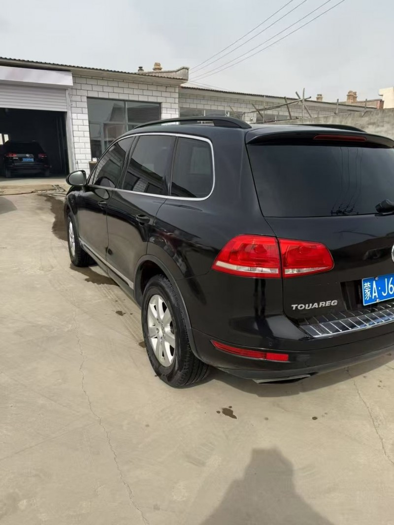 呼和浩特13年大众途锐7