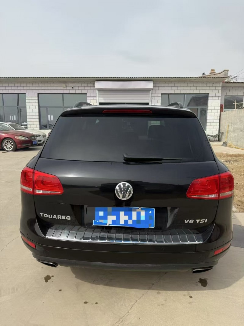 呼和浩特13年大众途锐8