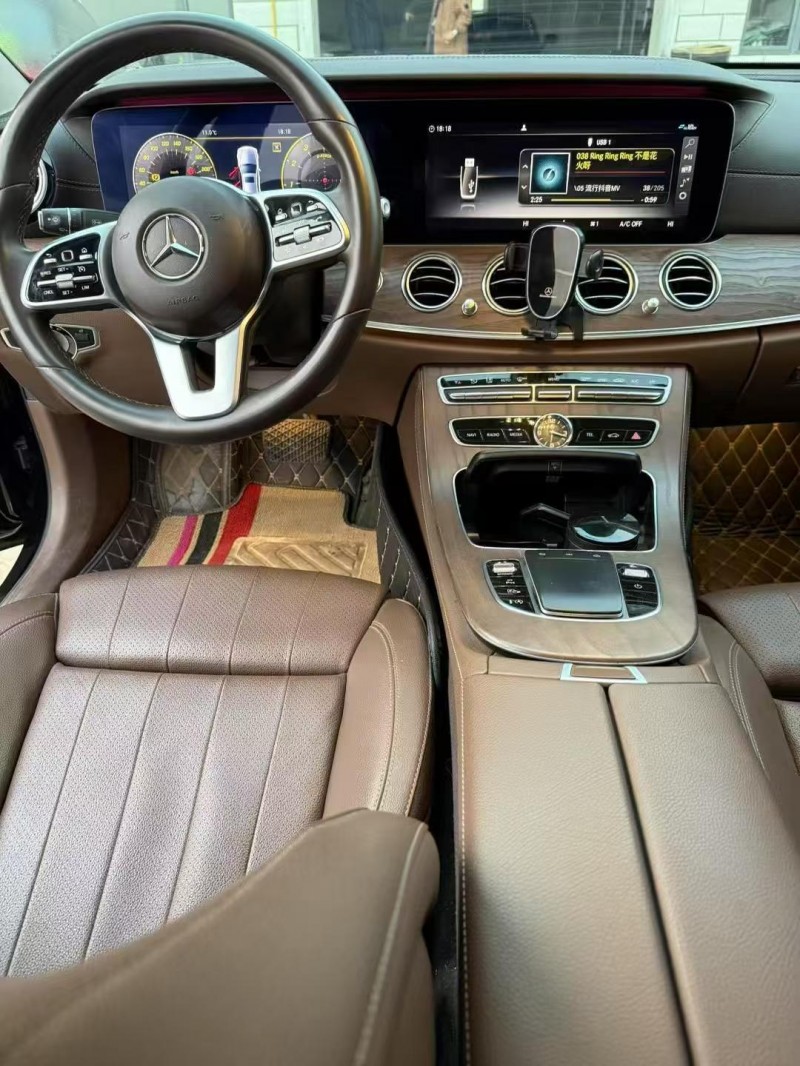 呼和浩特20年奔驰E4