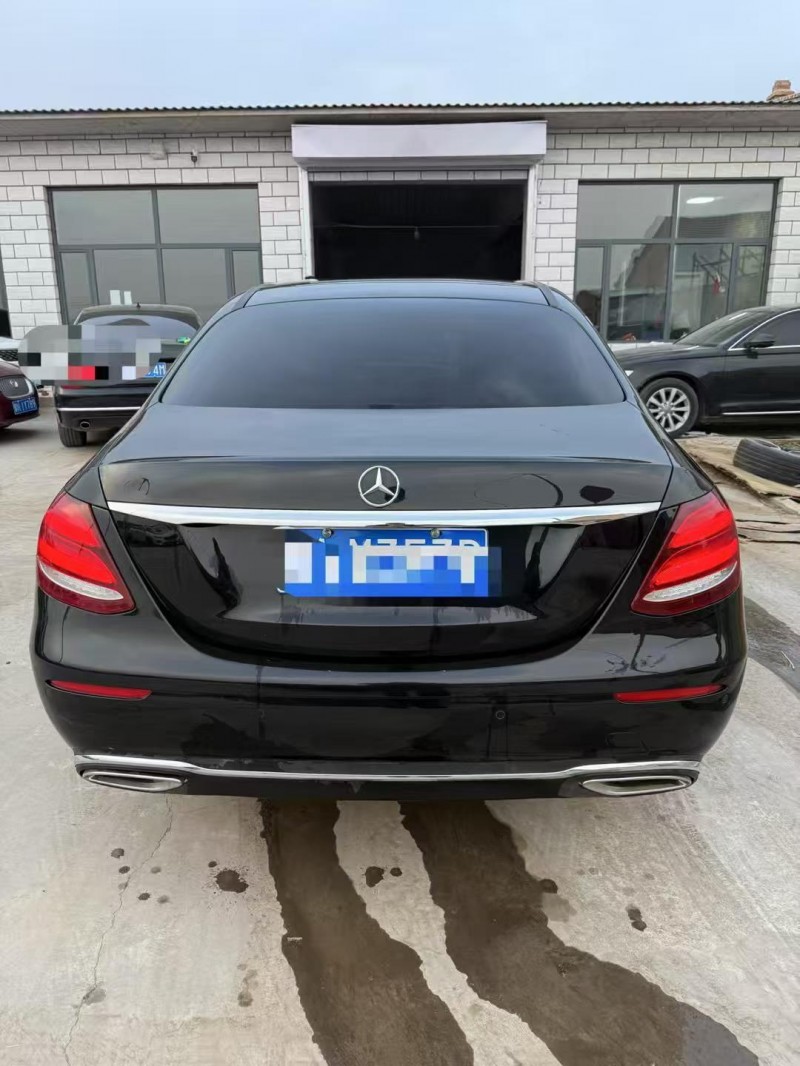 呼和浩特20年奔驰E8