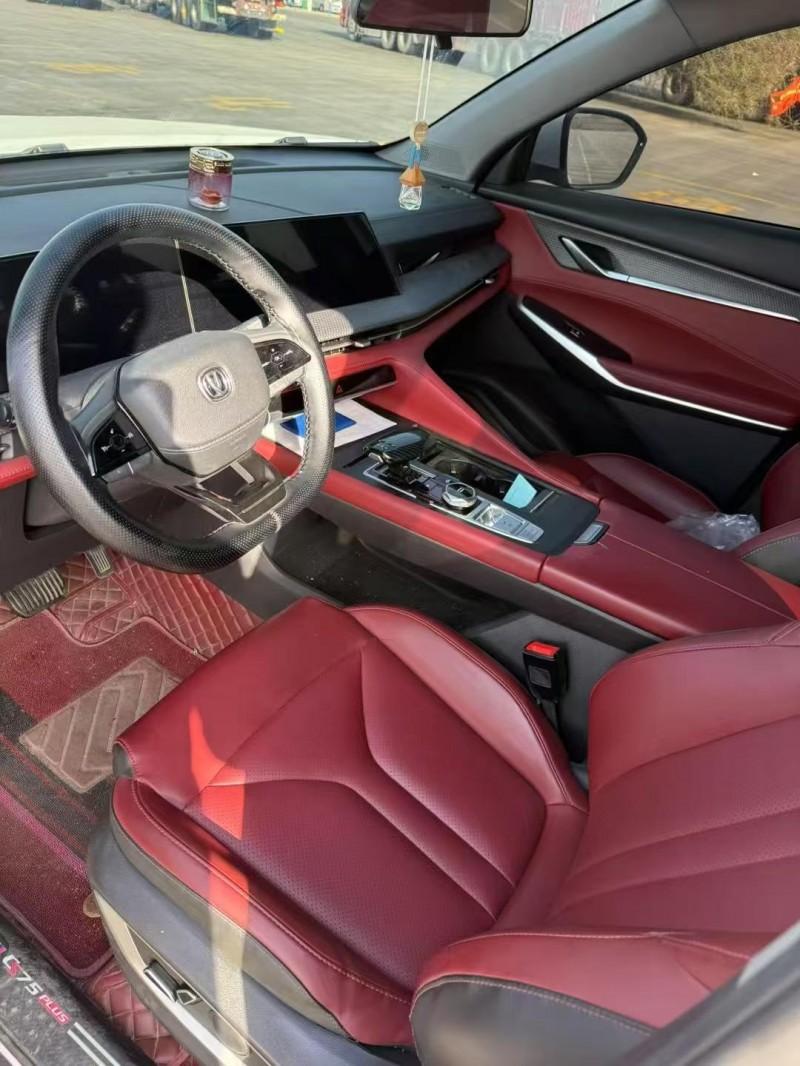 呼和浩特23年长安汽车CS756