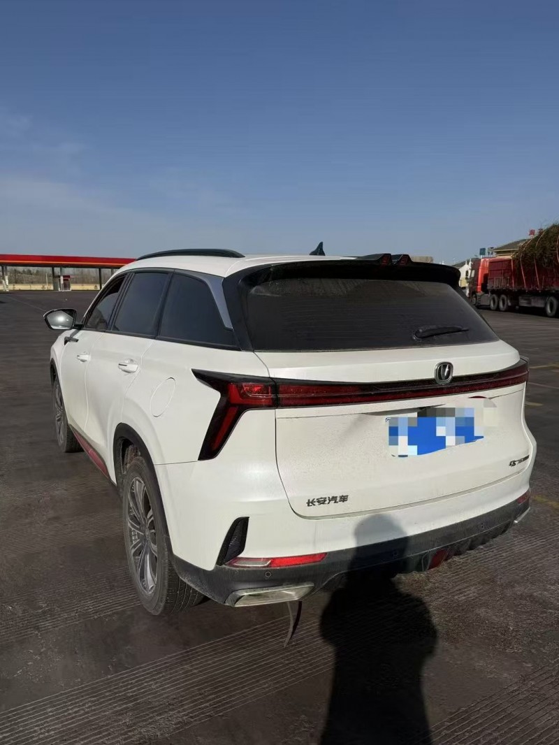 呼和浩特23年长安汽车CS757