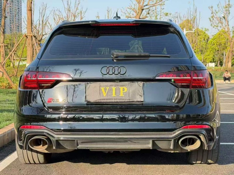 昆明22年奥迪RS43