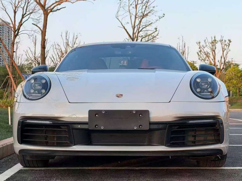 昆明22年保时捷9111