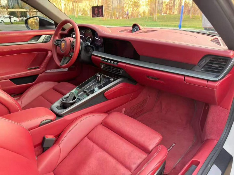 昆明22年保时捷9117