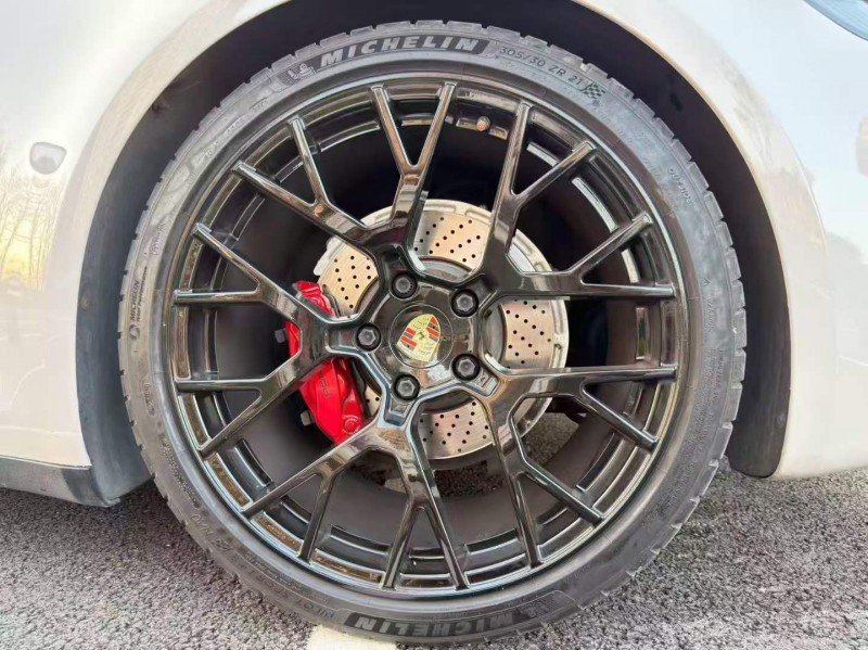 昆明22年保时捷9119