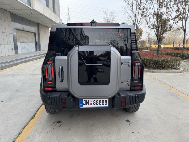 济宁24年奇瑞捷途7