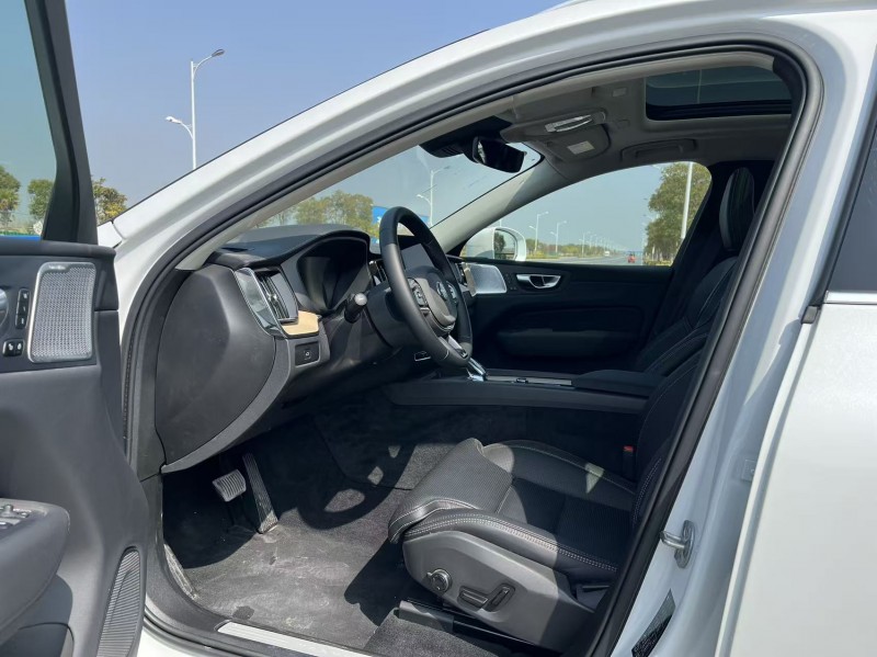 盐城25年沃尔沃XC604