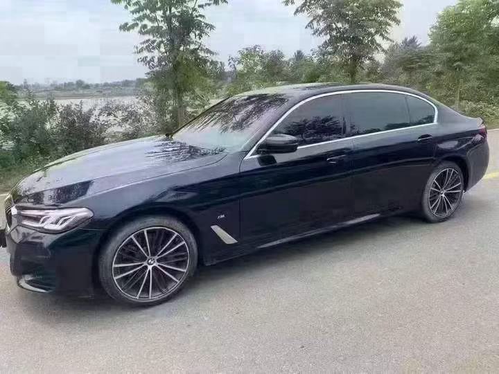 淮安22年宝马5系4