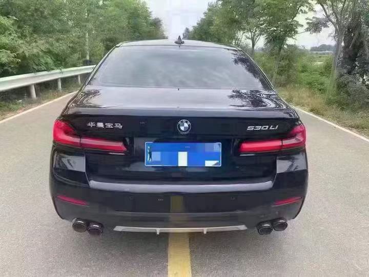 淮安22年宝马5系9