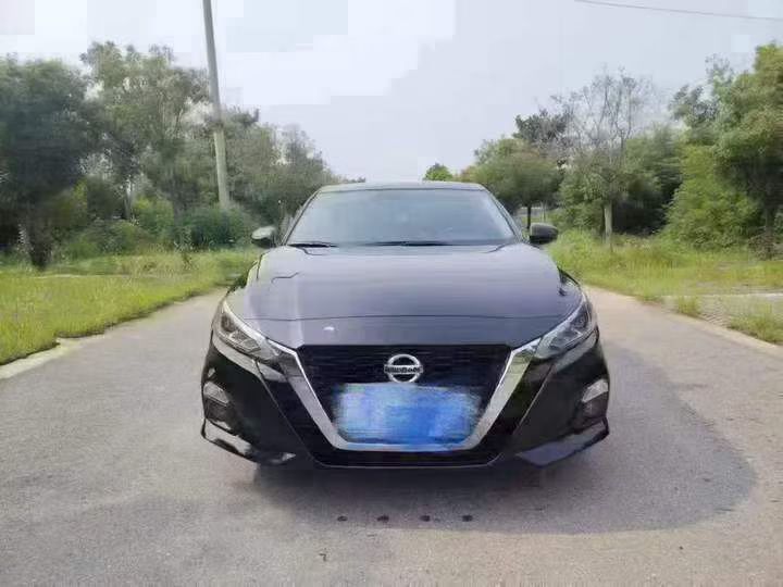 淮安22年日产天籁1