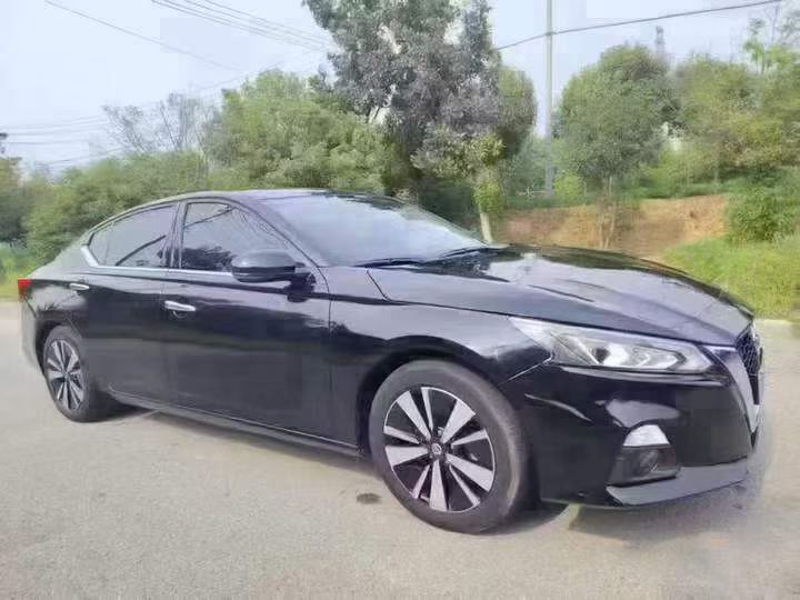 淮安22年日产天籁2