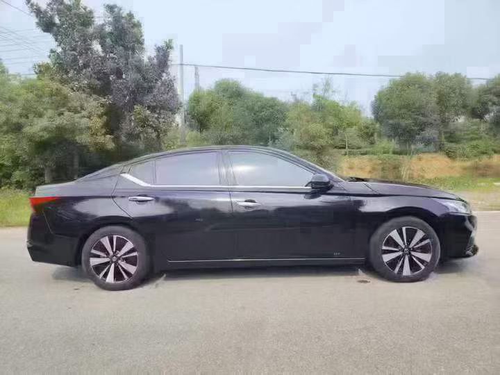 淮安22年日产天籁3