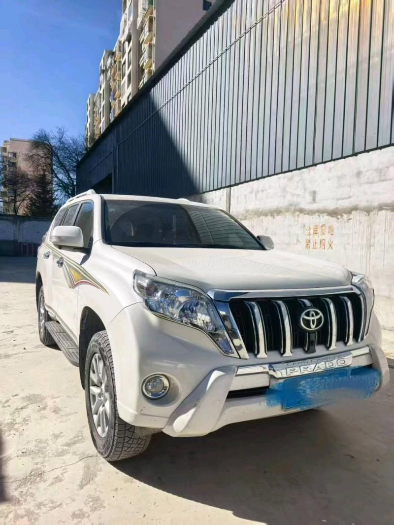 拉萨17年丰田普拉多2