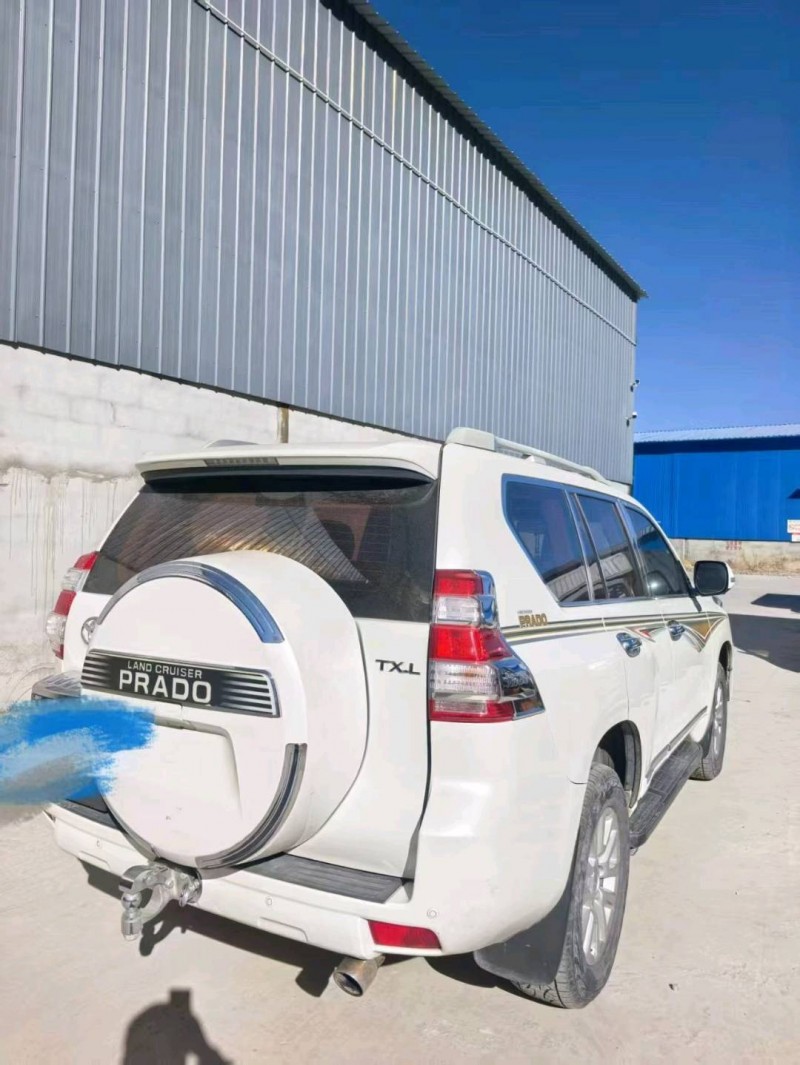 拉萨17年丰田普拉多7