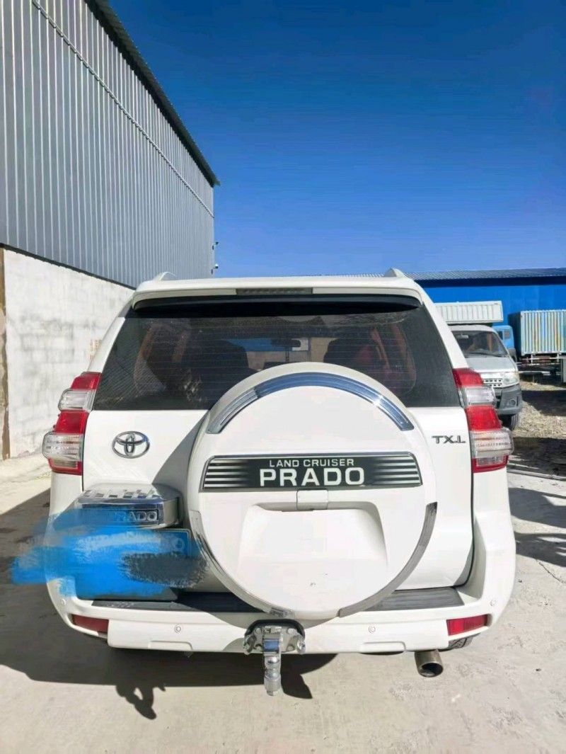 拉萨17年丰田普拉多8