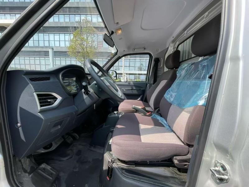 东莞25年福田祥菱6