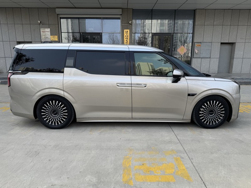 东营23年极氪汽车0095