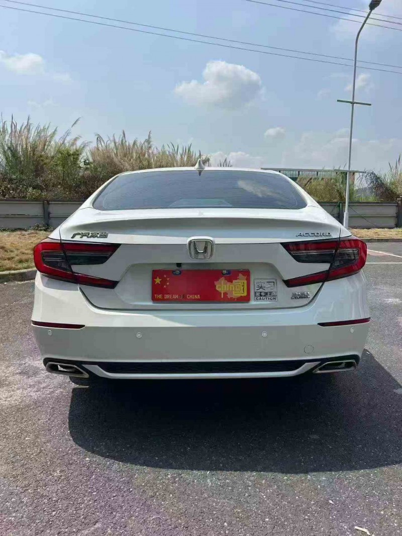 广州22年本田雅阁8